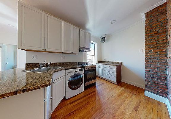 3rd image of 474 W 150th St #Ffl1