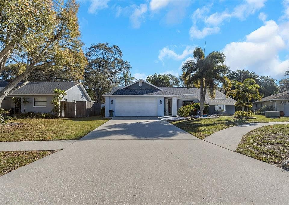1st image of 2195 Cypress Point Dr E