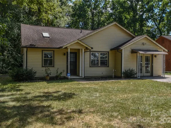 5418 Amado St, Charlotte, NC 28215
