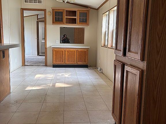 2nd image of 131 Bellwood Dr