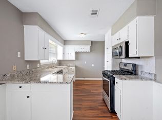 1410 Houston Ave, Pasadena, TX 77502
