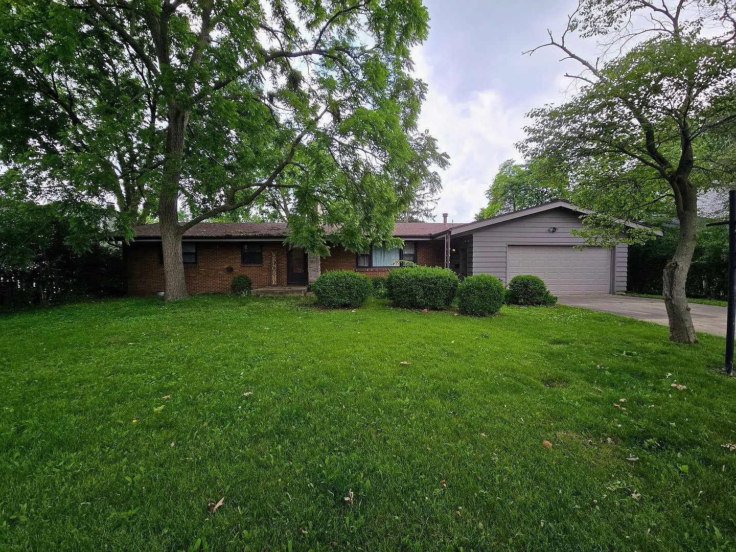405 E Michigan Ave photo 1