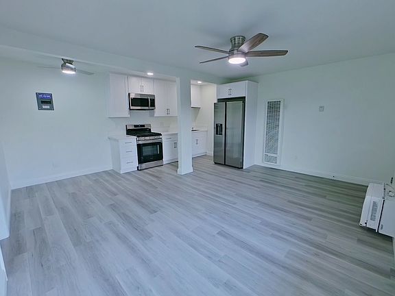 3rd image of 9081 Cerritos Ave #9111-8