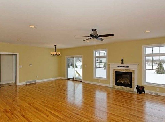 4th image of 01 Julia Cir