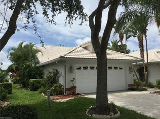 2274 Stacil Cir, Naples, FL 34109