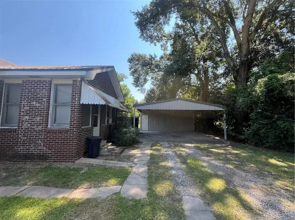 1581 Leglise St, Mansura, LA 71350