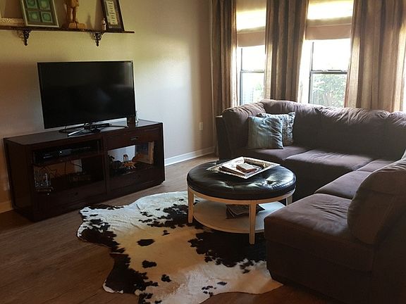 5th image of 2226 7 Oaks Dr