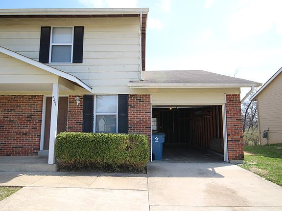 1 car garage with opener