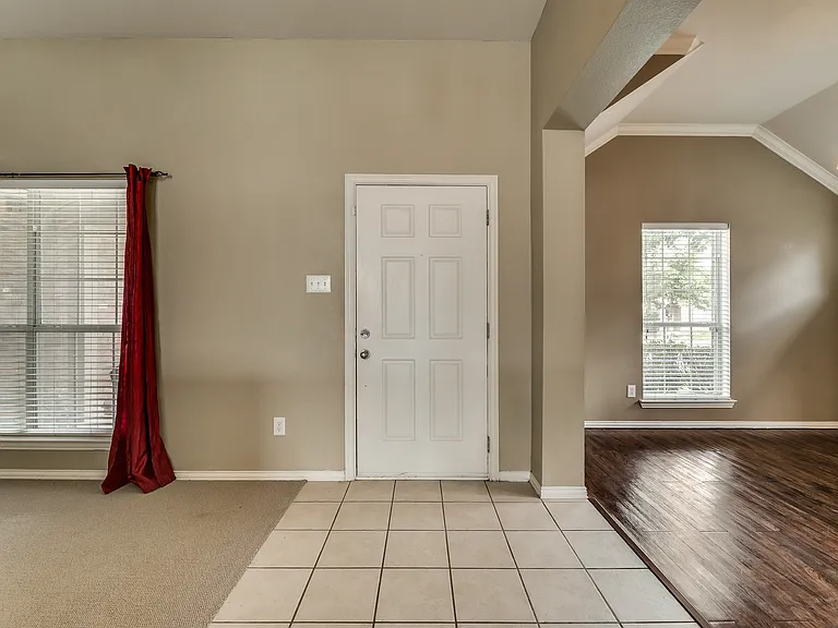 3209 Bloomfield Trl — Photo 8