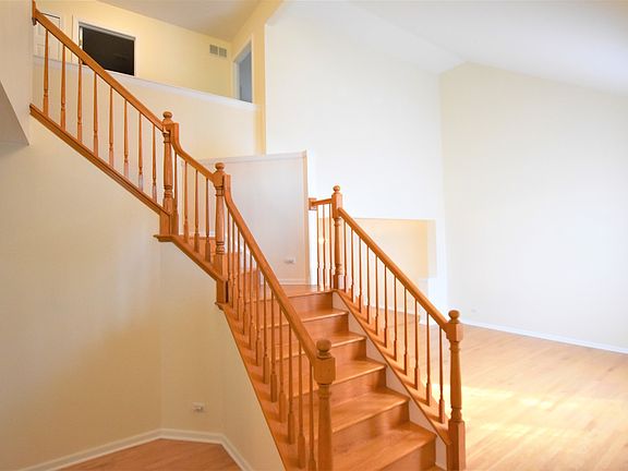 5th image of 24256 Norwood Dr