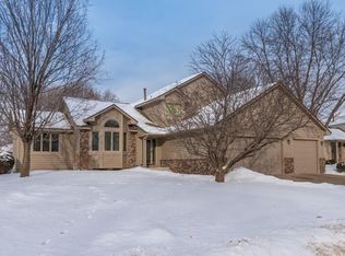 3316 Highlands Rd, Minneapolis, MN 55443
