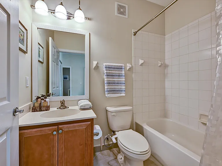 4870 Bonsai Cir #100 — Photo 24