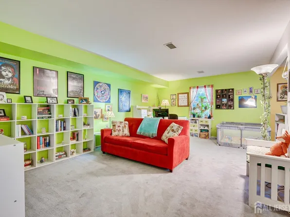 60-3 Prospect St, Metuchen, NJ 08840
