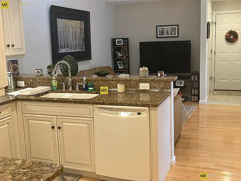 15 Dillingham Way #15 — Photo 7
