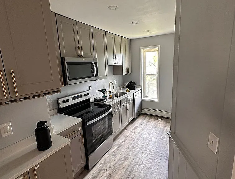 23 17th Ave #2 — Photo 4