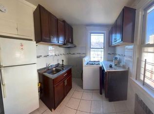 8810 173rd St FLOOR 2, Jamaica, NY 11432