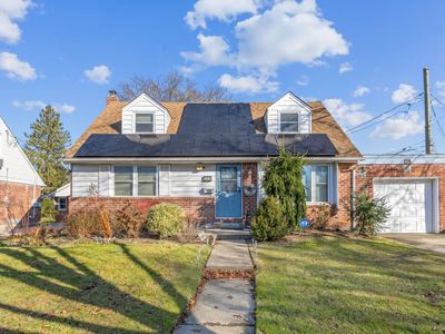 118 Birchwood Drive, New Hyde Park, NY, 11040