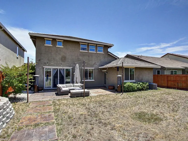 Edington Dr — Photo 58