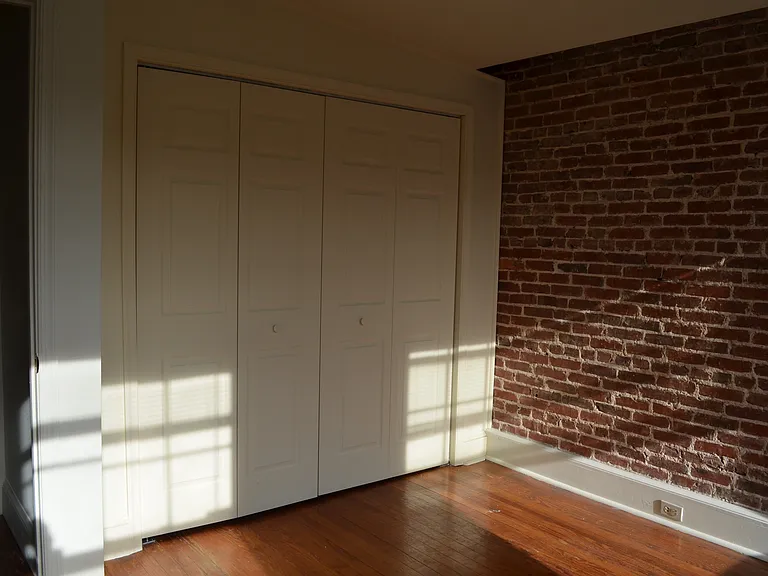 3213 Guilford Ave — Photo 15