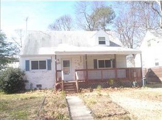 8239 Fernwood Dr, Norfolk, VA 23518