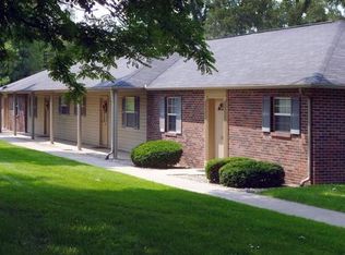 16 Pear Tree Ln, Terre Haute, IN 47803