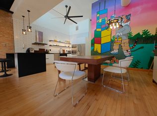 1218 W Grand Ave, Chicago, IL 60642