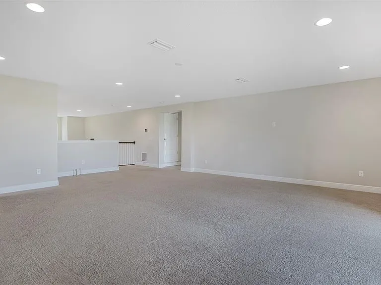 12859 Satin Lily Dr — Photo 16