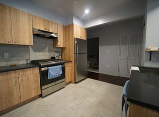 425 E 154th St APT 1B, Bronx, NY 10455