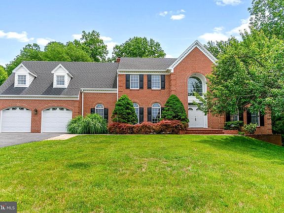 2nd image of 18117 Hayloft Dr