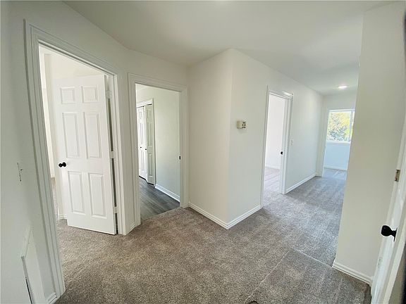 3rd image of 56 Saint John Pl