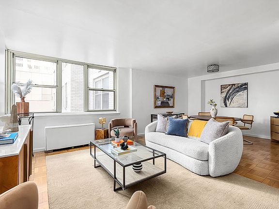 2nd image of 200 E 58th St APT 6B