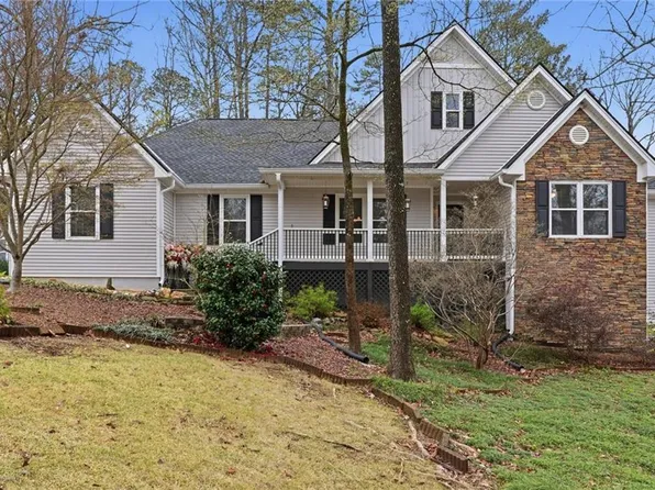 6117 Misty Valley Dr, Acworth, GA 30102