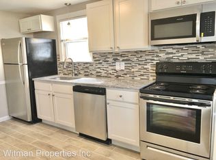 118 Pilgrim Rd, Springfield, MA 01118