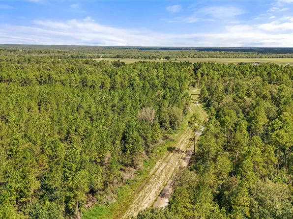 3 Highway 105, Sour Lake, TX 77659