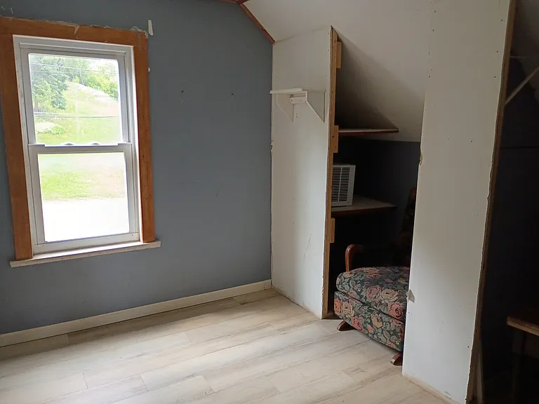 304 E Oak St #2 — Photo 4