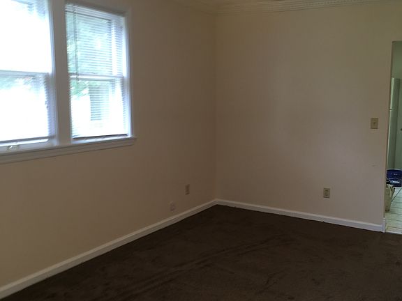 3rd image of 169 Norman Ave