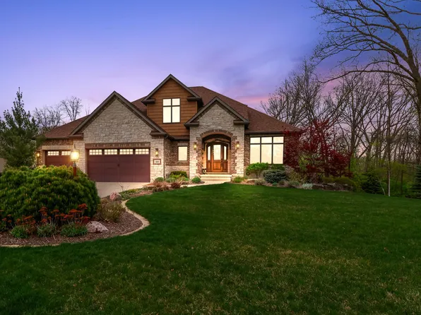 413 W Ashton Ln, Valparaiso, IN 46385