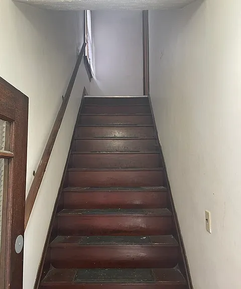 10806 Fidelity Ave #UP — Photo 3