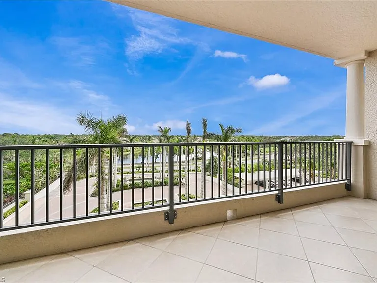 23850 Via Italia Cir #404 — Photo 37