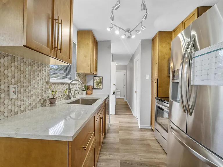 3301 Matador Dr — Photo 10
