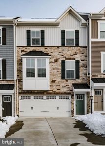 109 Bayhill Ter, Lake Frederick, VA, 22630