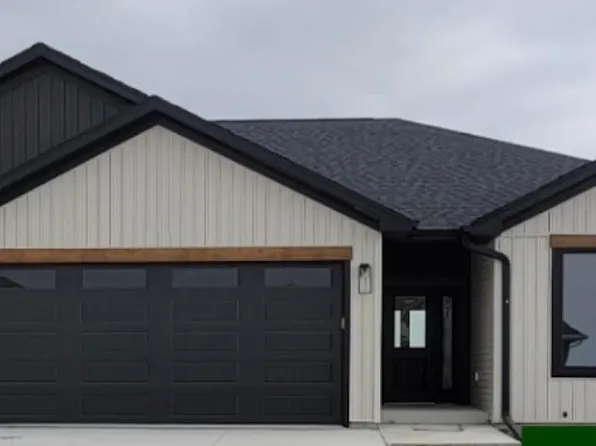 614 Plum St, Lindsay, NE 68644