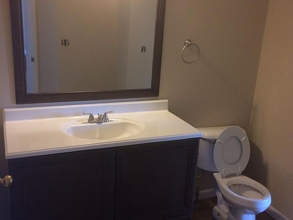 5th image of 2401 Kittrel Ct