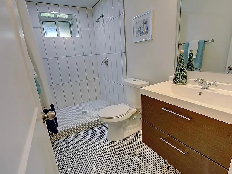 6102 W 62nd Ave — Photo 10