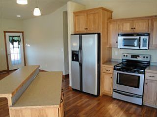 4th image of 1164 39th Ave S