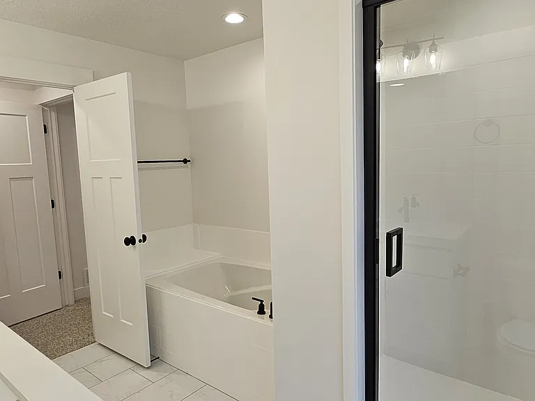 636 W Cottage Park Ln — Photo 12