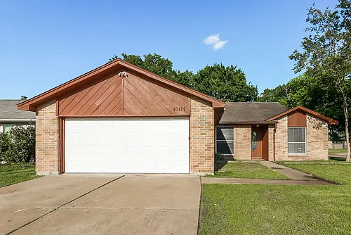 10111 King Ranch Ln Photo 1