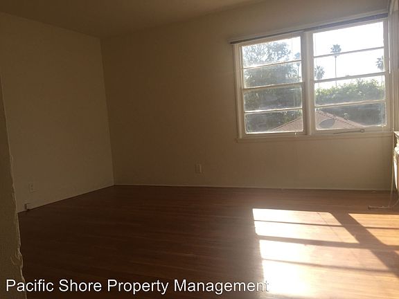 3rd image of 595 E Washington Blvd APT G