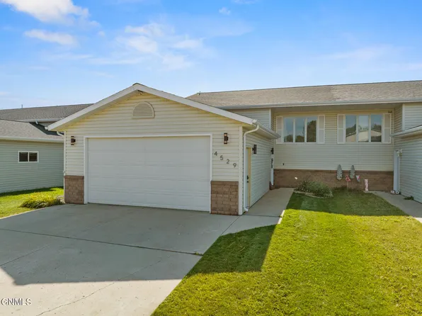 4529 30th Ave NW, Mandan, ND 58554
