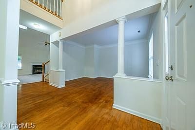 5th image of 5536 Reynolda Rd